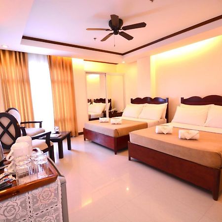 อีปิล สวีทโฮเต็ล ปวยร์โต ปรินเซซา Hotel Puerto Princesa ภายนอก รูปภาพ