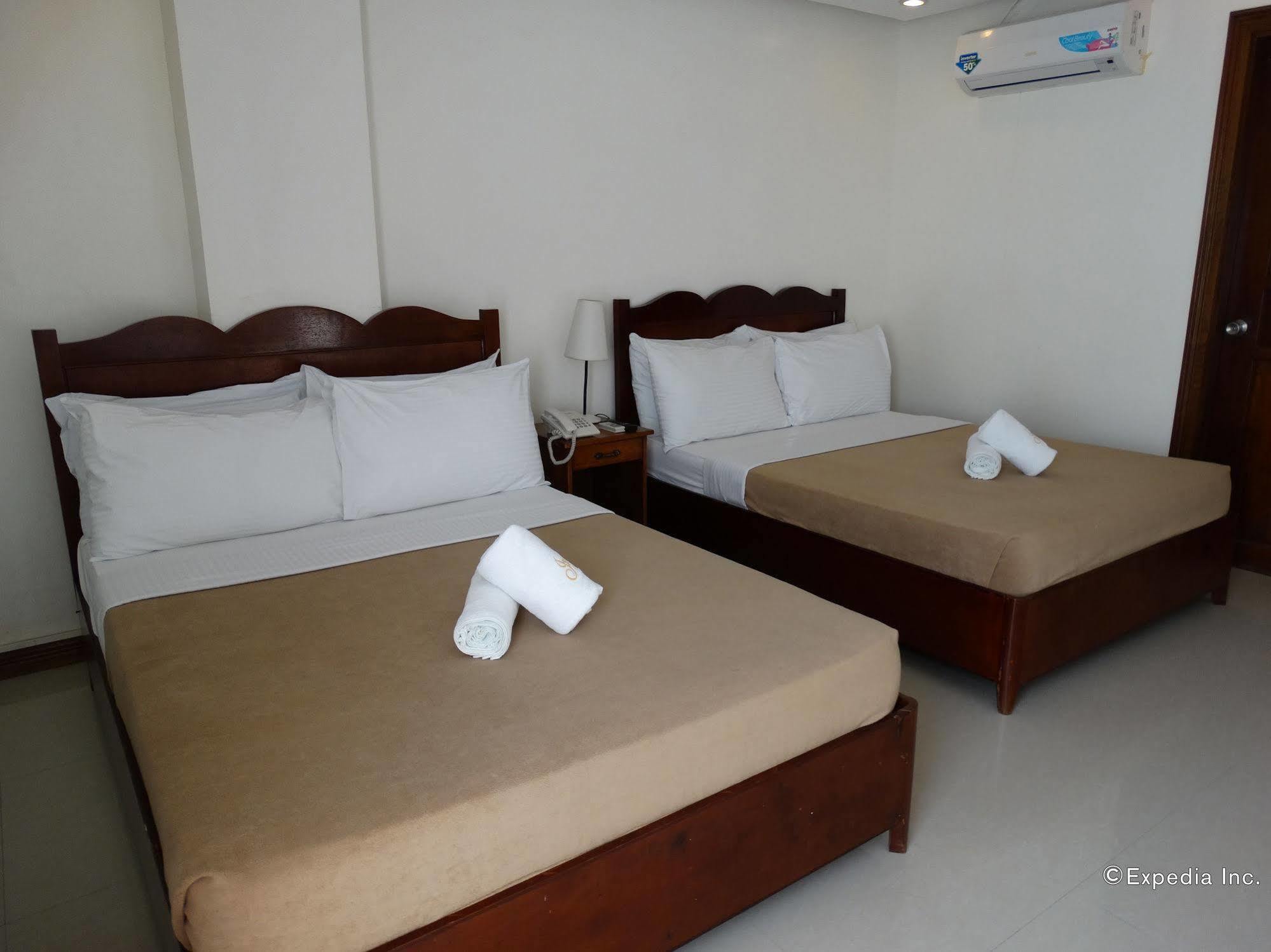 อีปิล สวีทโฮเต็ล ปวยร์โต ปรินเซซา Hotel Puerto Princesa ภายนอก รูปภาพ