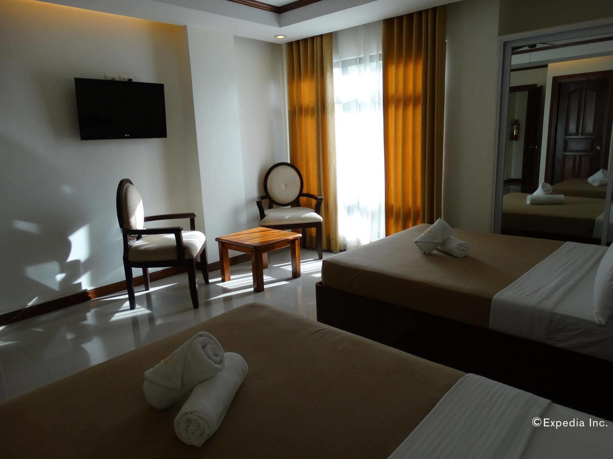 อีปิล สวีทโฮเต็ล ปวยร์โต ปรินเซซา Hotel Puerto Princesa ภายนอก รูปภาพ