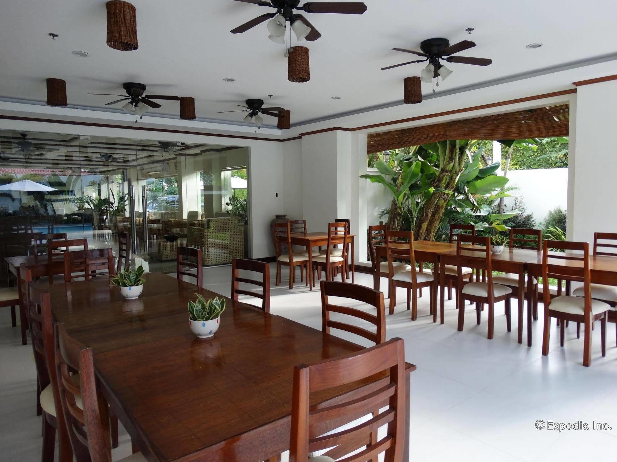 อีปิล สวีทโฮเต็ล ปวยร์โต ปรินเซซา Hotel Puerto Princesa ภายนอก รูปภาพ