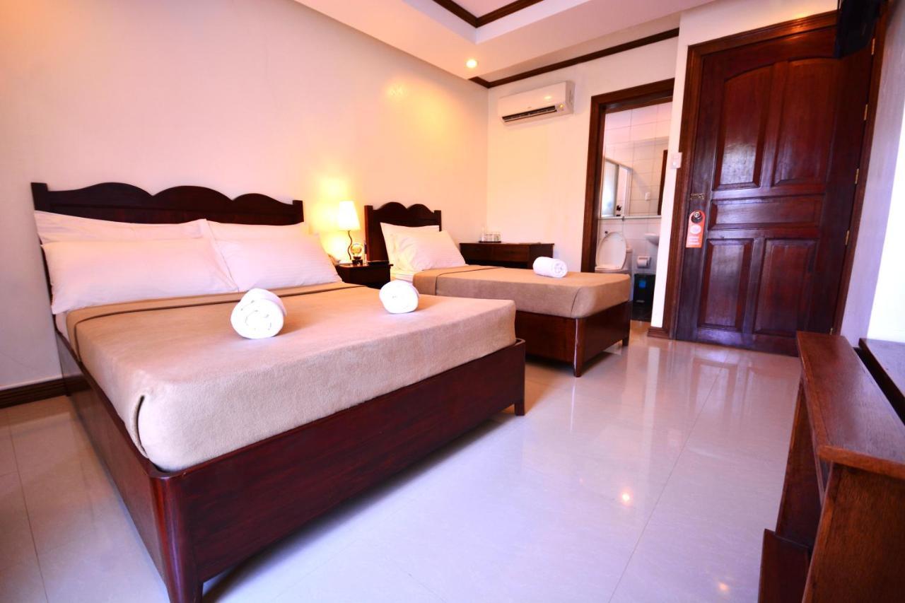 อีปิล สวีทโฮเต็ล ปวยร์โต ปรินเซซา Hotel Puerto Princesa ภายนอก รูปภาพ